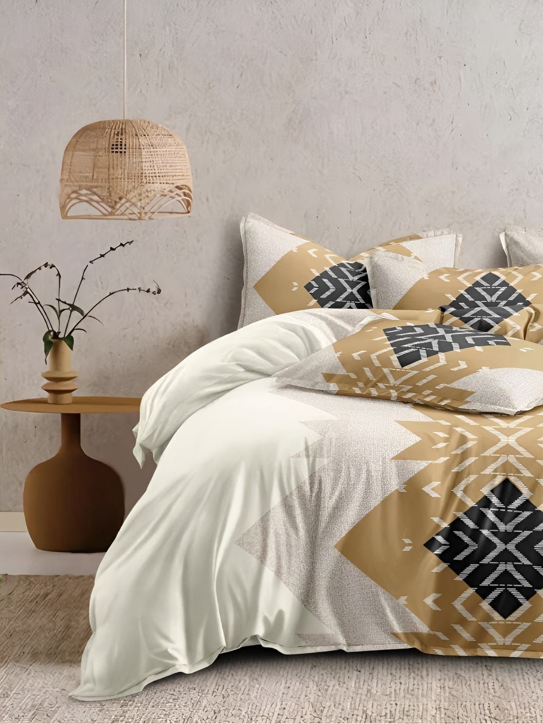 

Bajo's White & Brown Geometric 350 TC King Bedsheet with 2 Pillow Covers