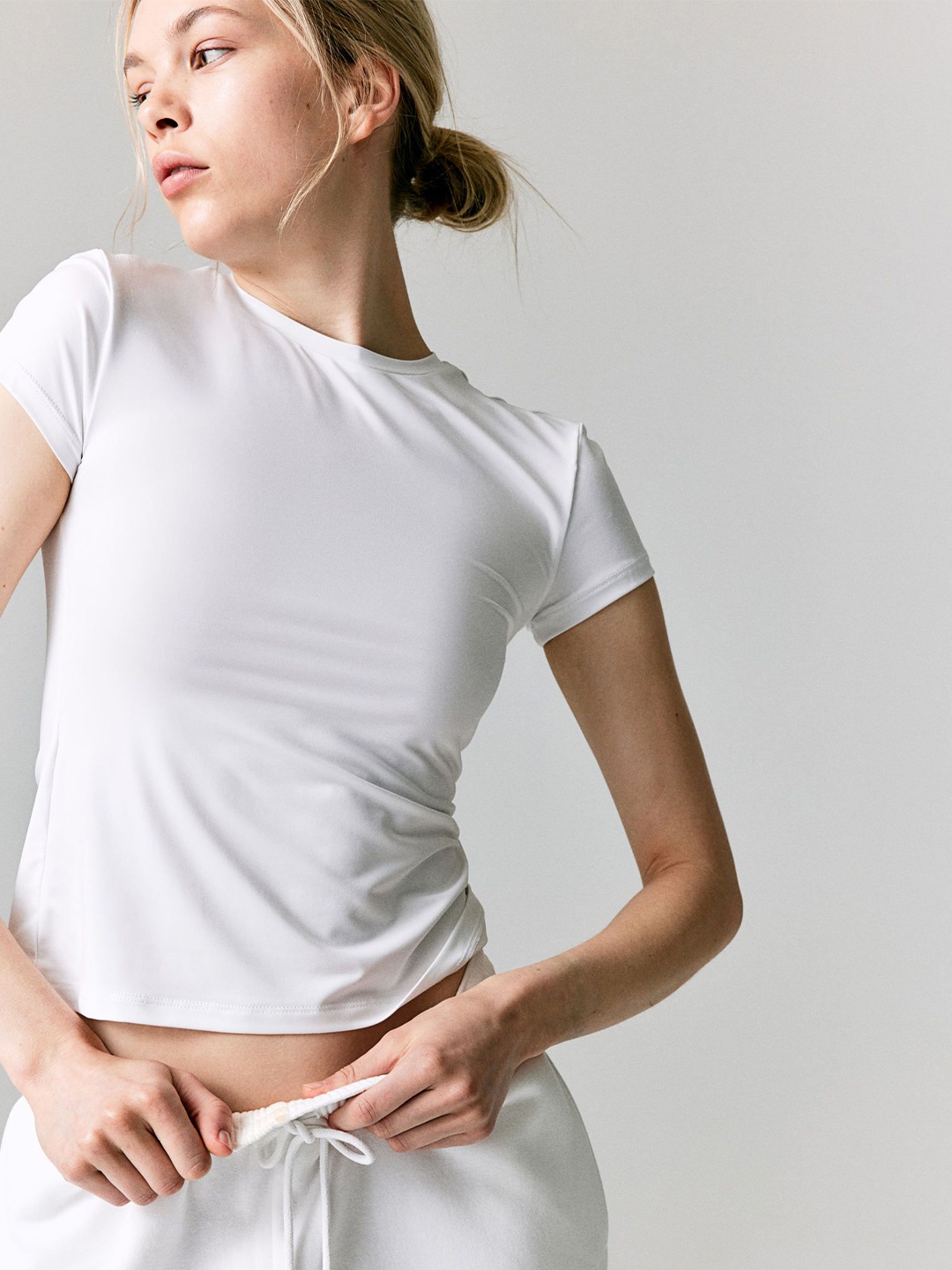 

H&M COOLMAX Fitted Top, White