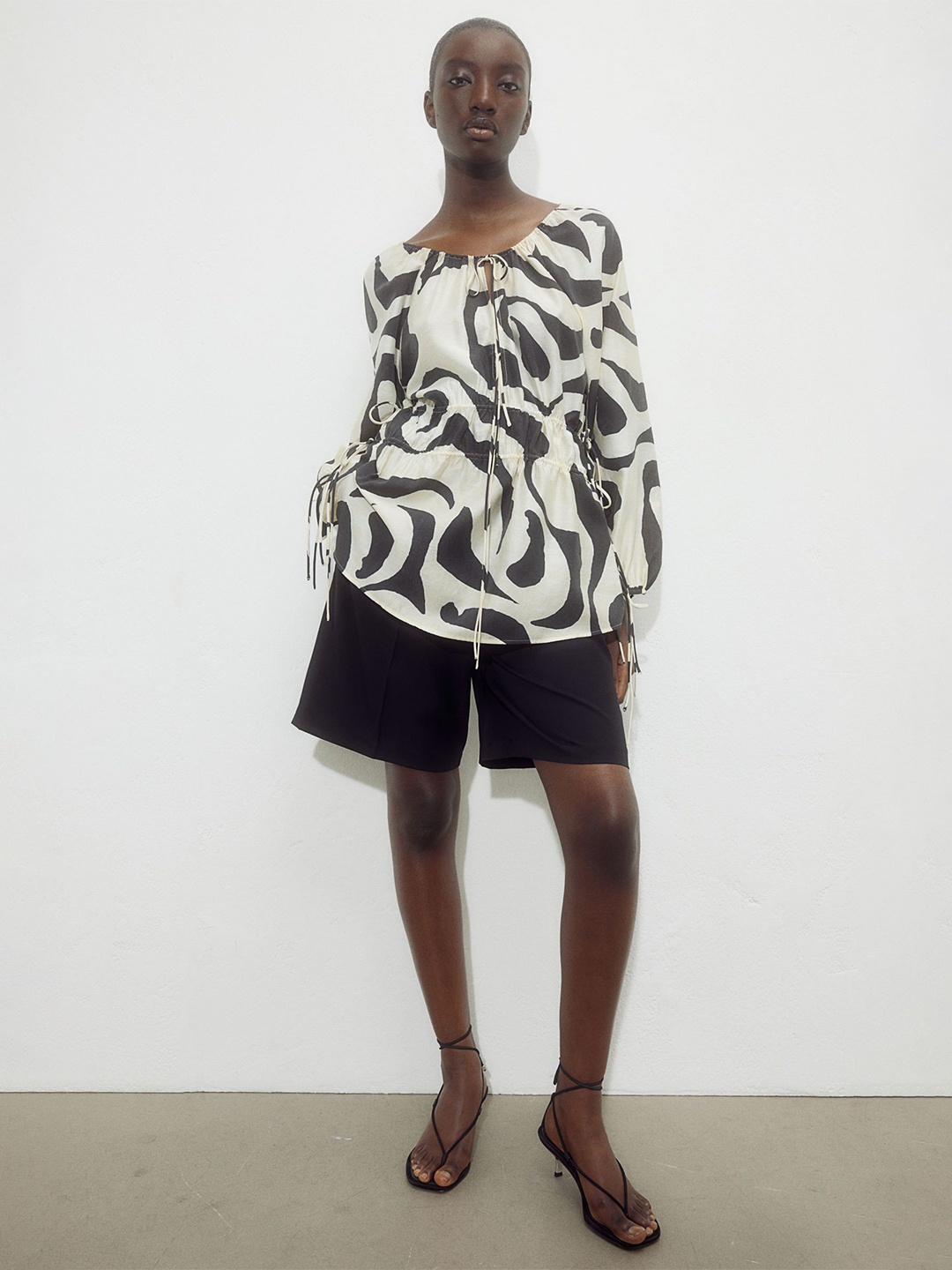 

H&M Drawstring-Detail Blouse, White