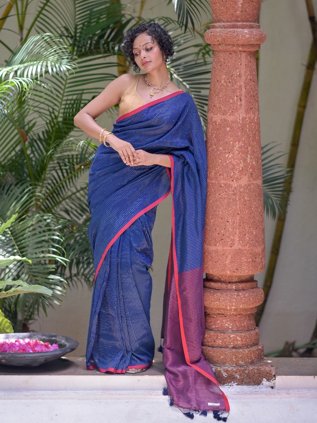 

Suta Striped Saree, Blue