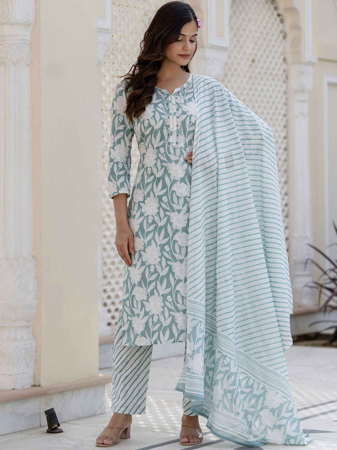 

KALINI Women Floral Embroidered Regular Aari Work Pure Cotton Kurta with Pyjamas & With Dupatta, Blue