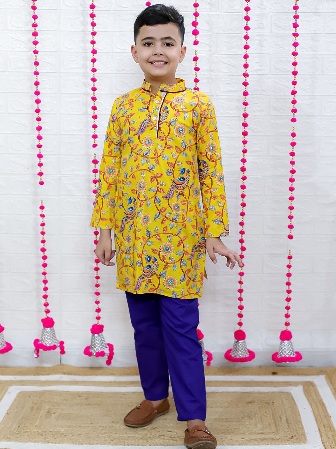 

M'andy Boys Floral Printed Regular Pure Cotton Kurta with Pyjamas, Yellow