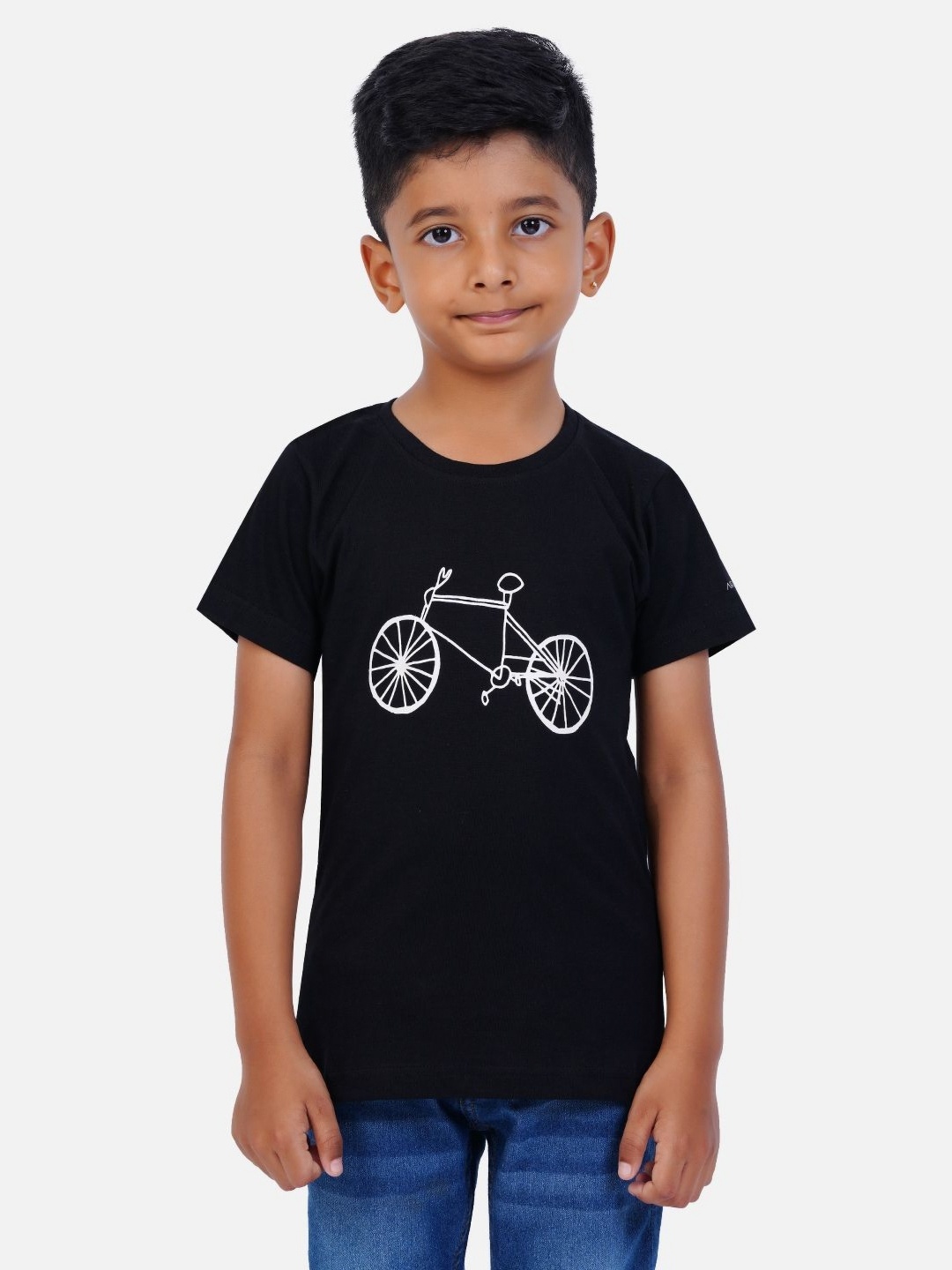 

AIR GARB Boys 3 Printed Applique T-shirt, Black