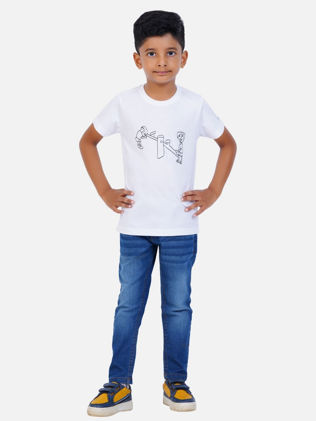 

AIR GARB Boys 3 Printed Applique T-shirt, Black