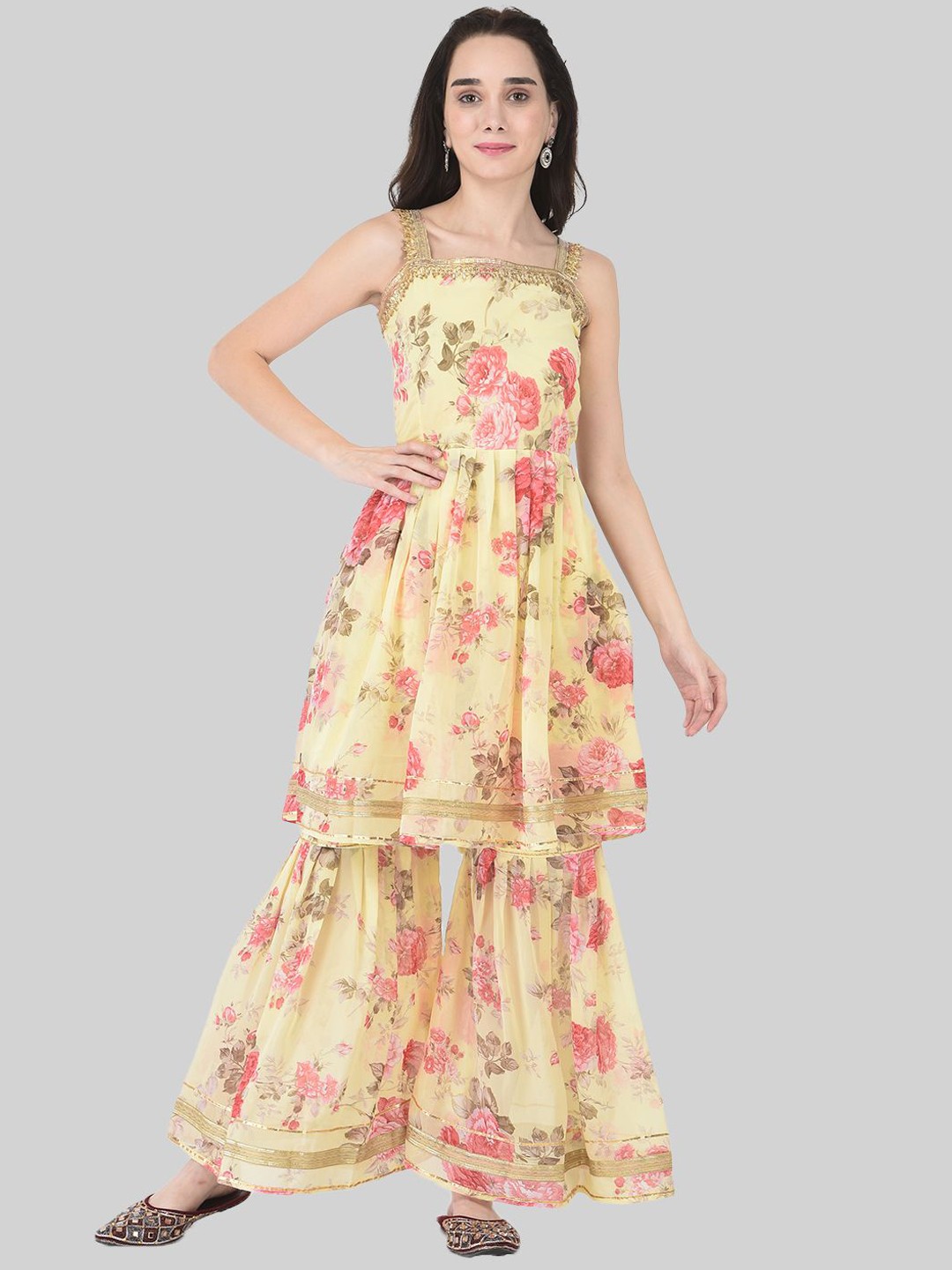 

FNOCKS Women Floral Printed Regular Kurti with Sharara, Yellow