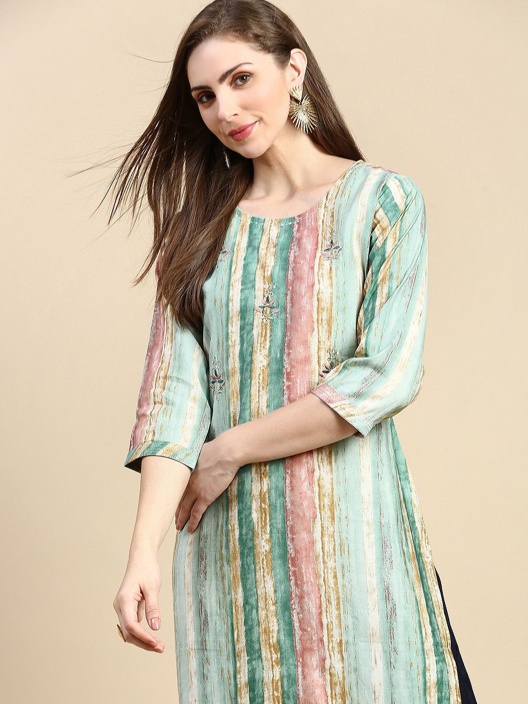 

SHOWOFF Women Dyed Keyhole Neck Pastels Kurta, Sea green