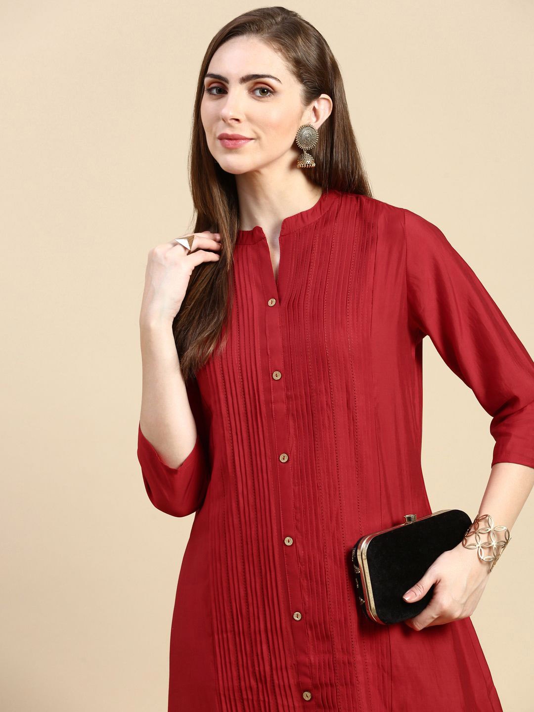 

SHOWOFF Women Striped Thread Work Raw Silk Kurta, Red