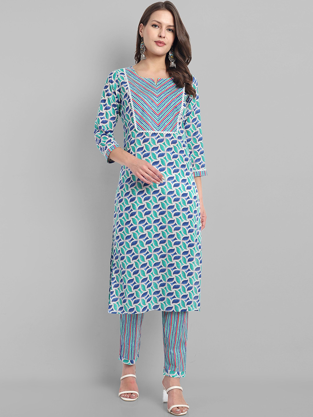 

DERAIL Women Printed Regular Pure Cotton Kurta with Trousers, Blue
