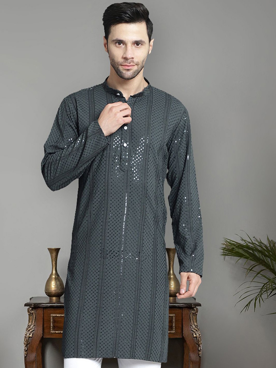 

Jompers Men Flared Sleeves Kurta, Grey