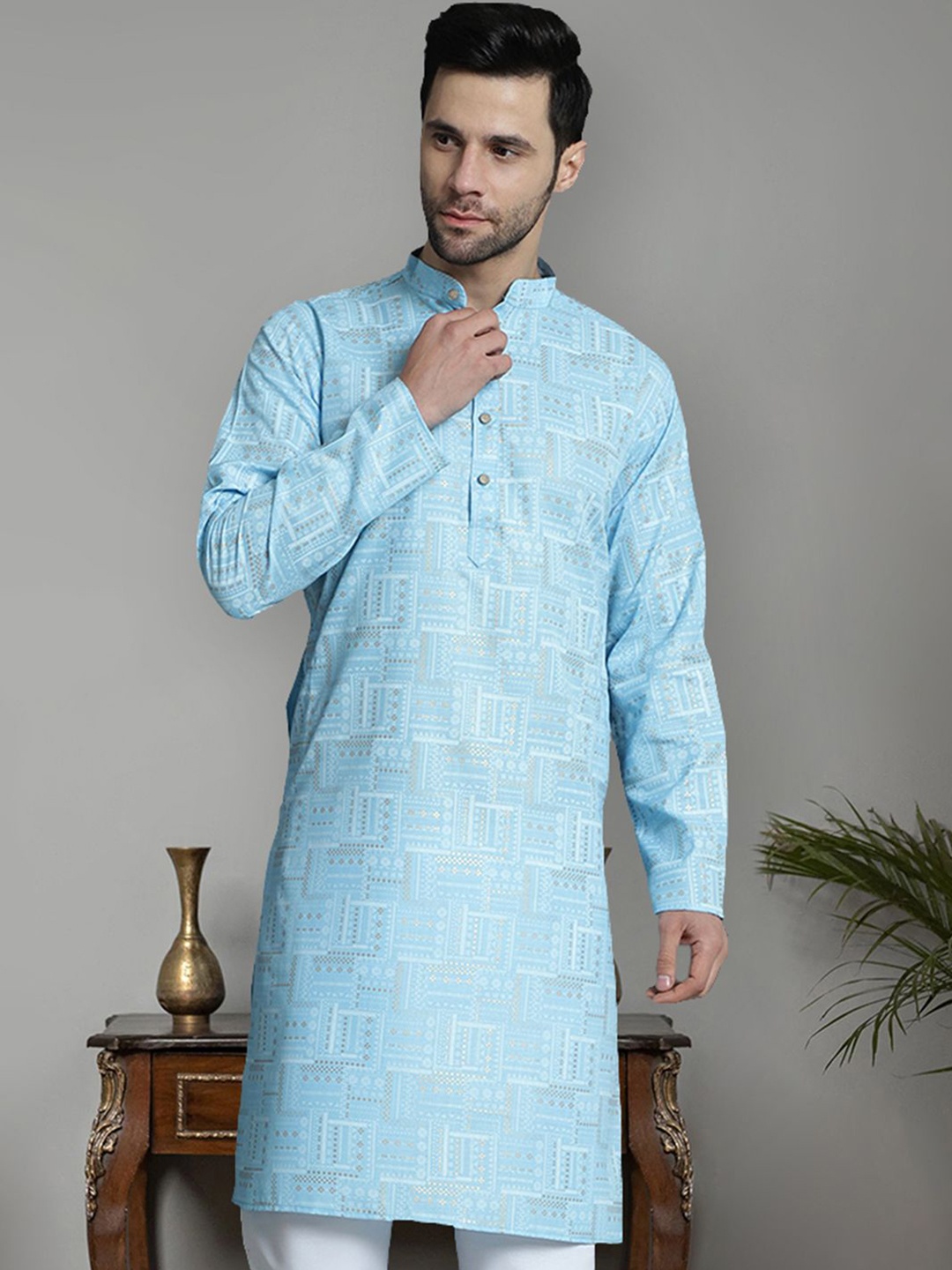 

Jompers Men Embroidered Anarkali Kurta, Turquoise blue