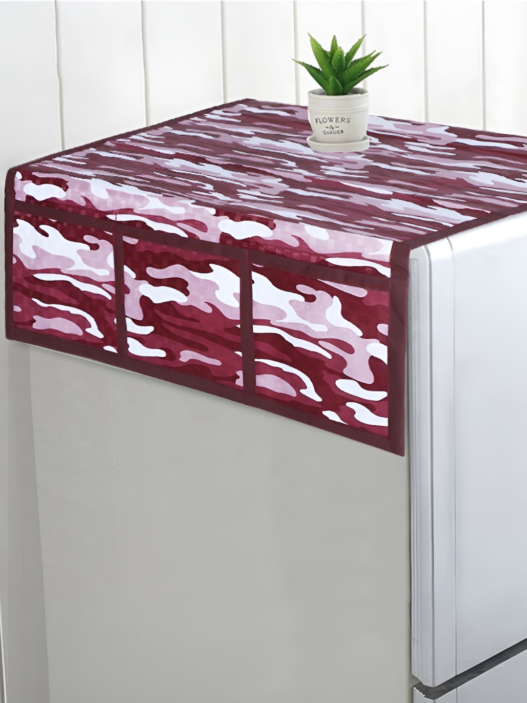 

Dakshya Industries Maroon & White Printed Fridge Top Cover