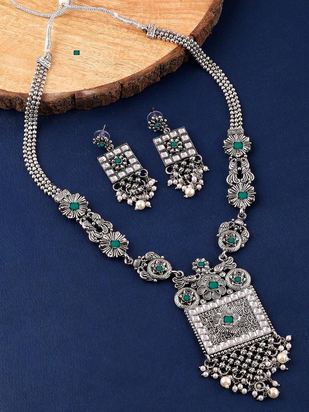 

MANSIYAORANGE Rhodium Plated Stone Studded Jewellery Set, Silver