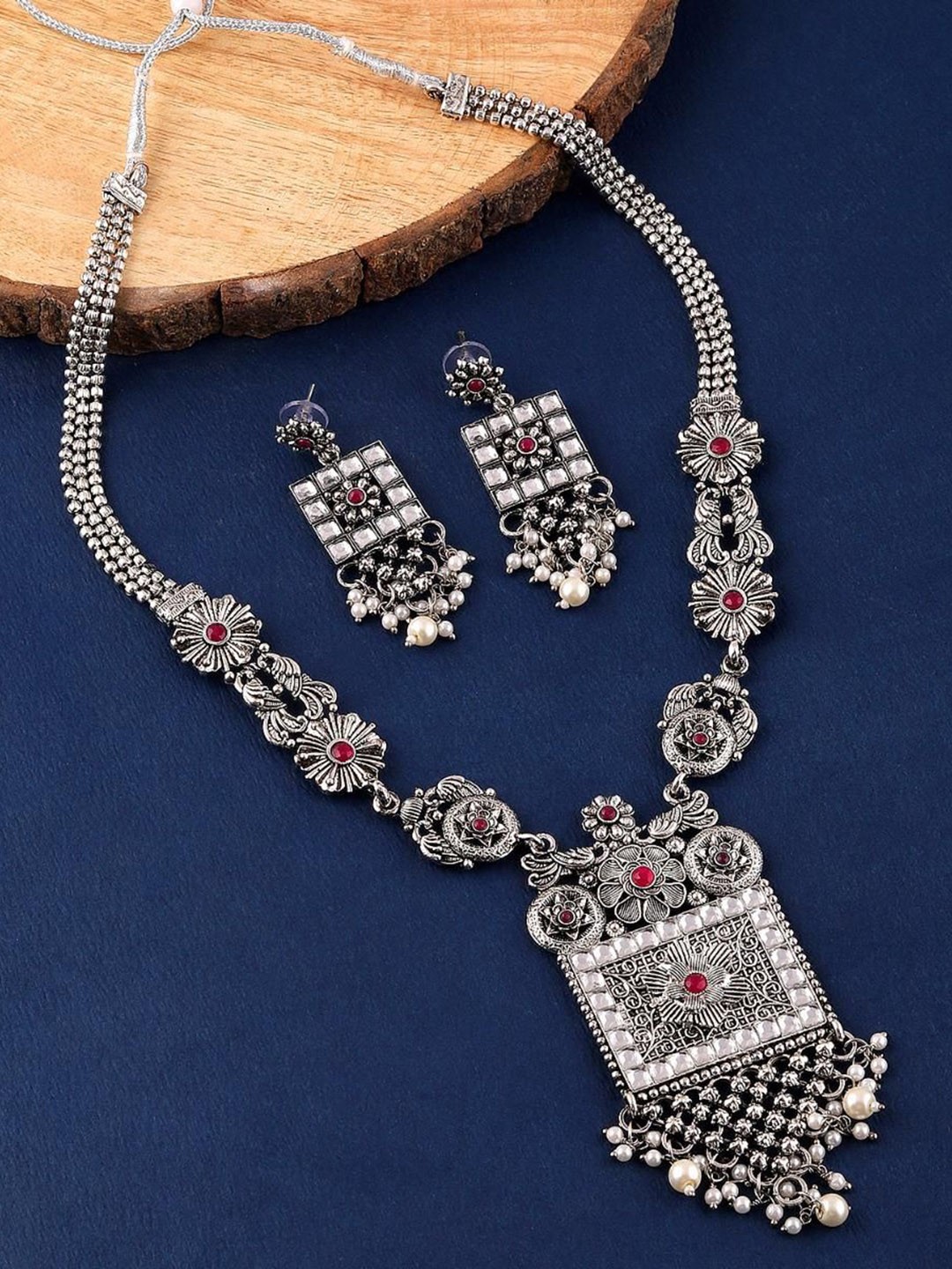 

MANSIYAORANGE Rhodium Plated Stone Studded Jewellery Set, Silver