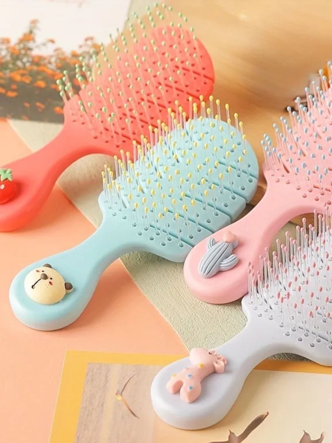 

FEELHIGH Lovely Cartoon Mini Hair Brush, Blue