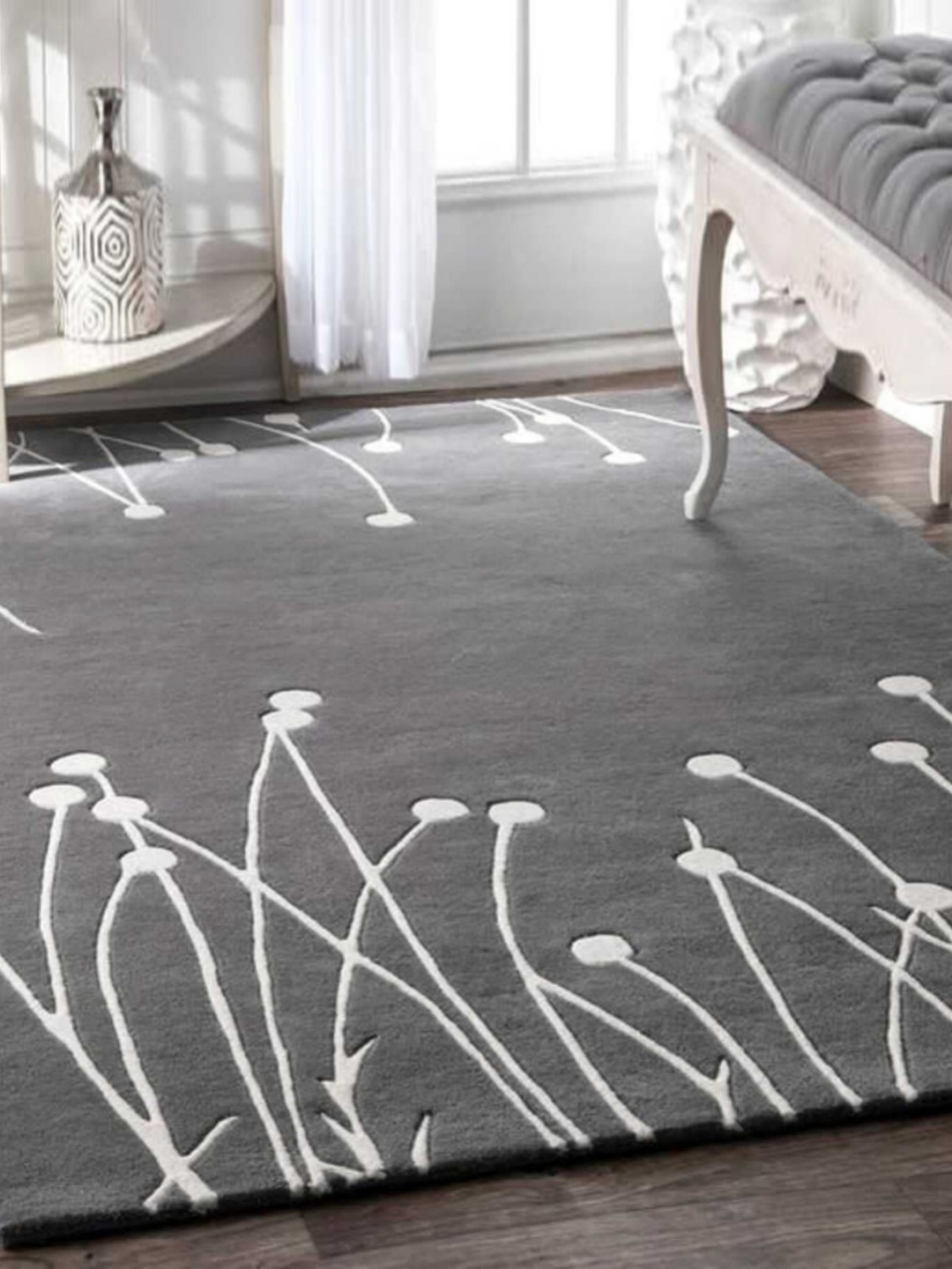 

Safiya Carpet Grey Floral Hand-Tufted Woollen Carpets