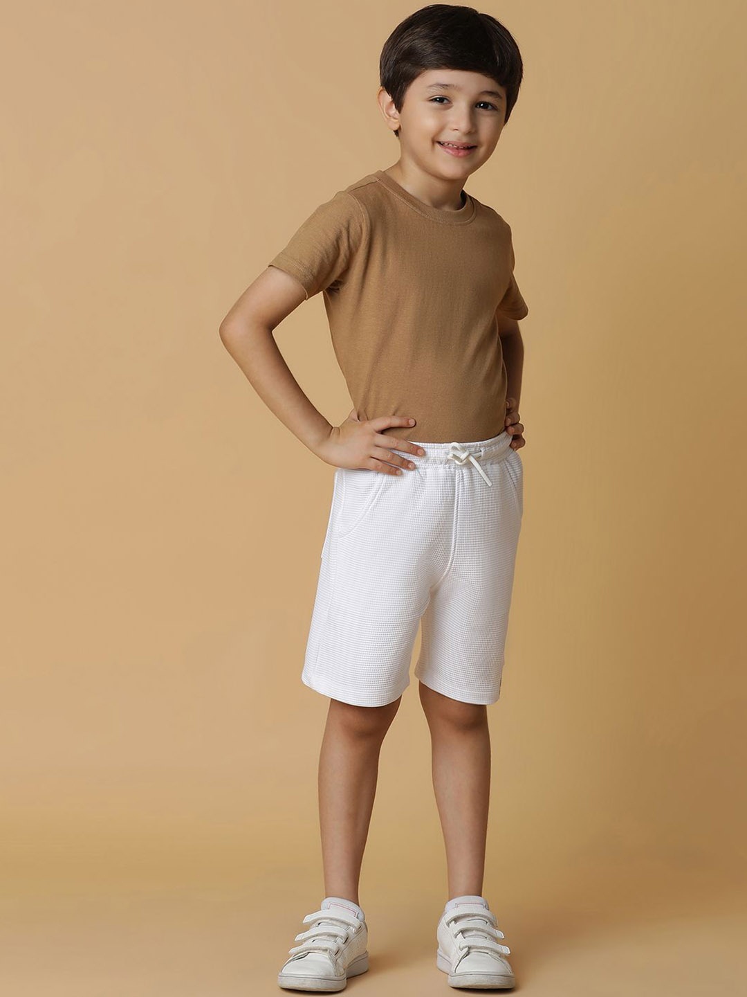 

TALES & STORIES Boys Outdoor Shorts, White