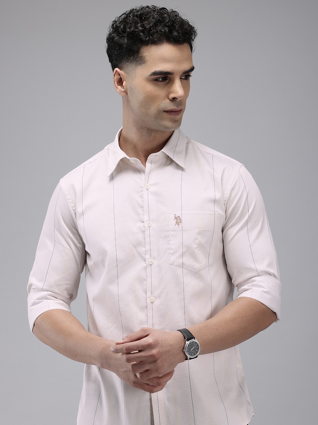 

U.S. Polo Assn. Tailored Fit Vertical Stripes Casual Shirt, Off white