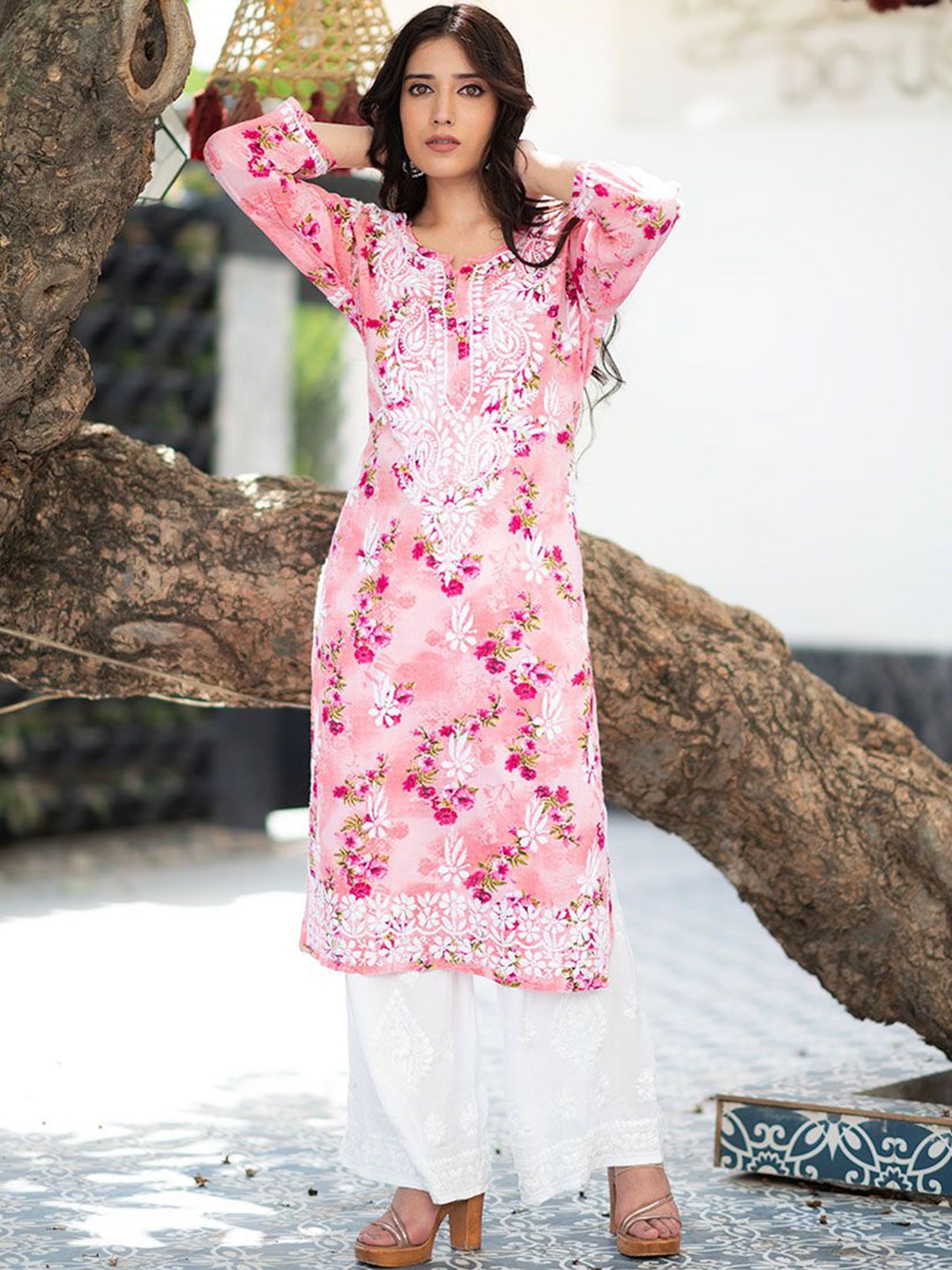 

Rangreza Ethnic Women Flared Sleeves Mirror Work Handloom Anarkali Kurta, Pink