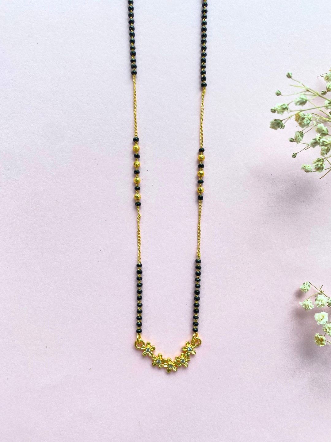 

Zeraki Jewels Gold-Plated Artificial Stones and Beads Mangalsutra