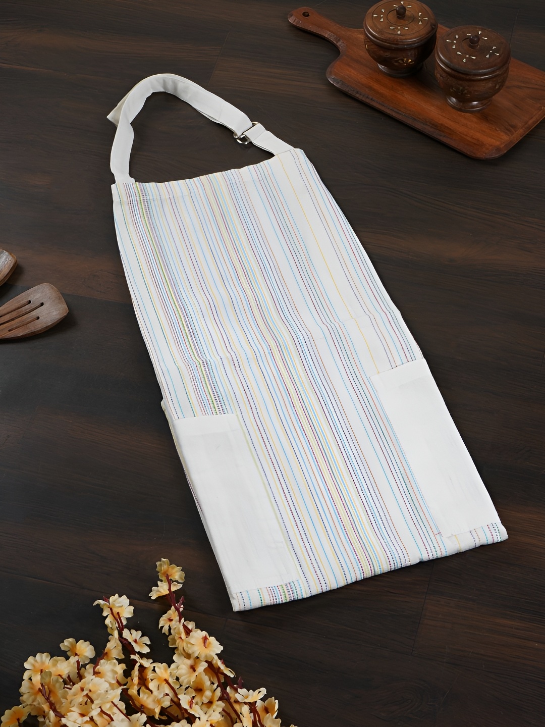 

CDI White & Blue Printed Cotton Apron