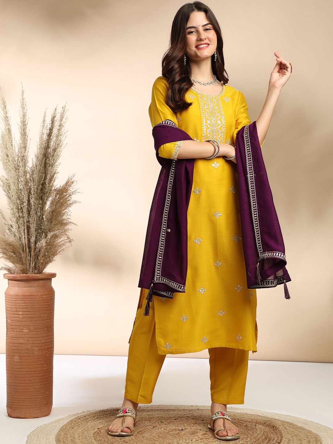 

J Turritopsis Women Floral Embroidered Regular Sequinned Kurta with Trousers & With Dupatta, Yellow