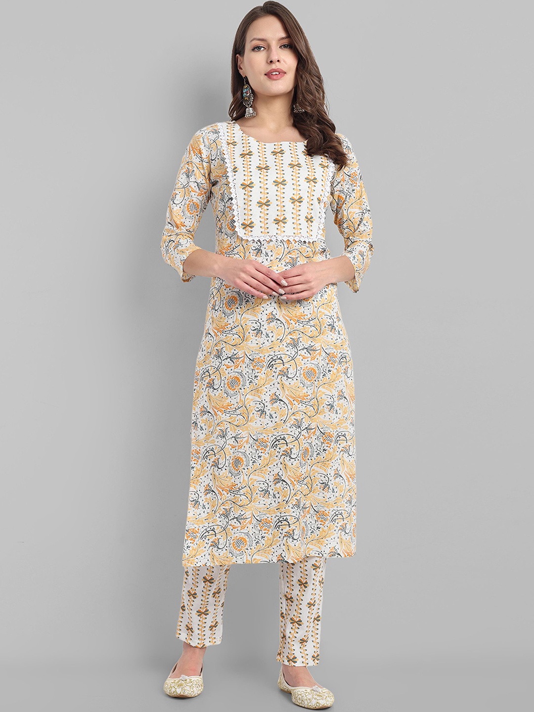 

DERAIL Women Floral Printed Regular Pure Cotton Kurta with Trousers, Yellow