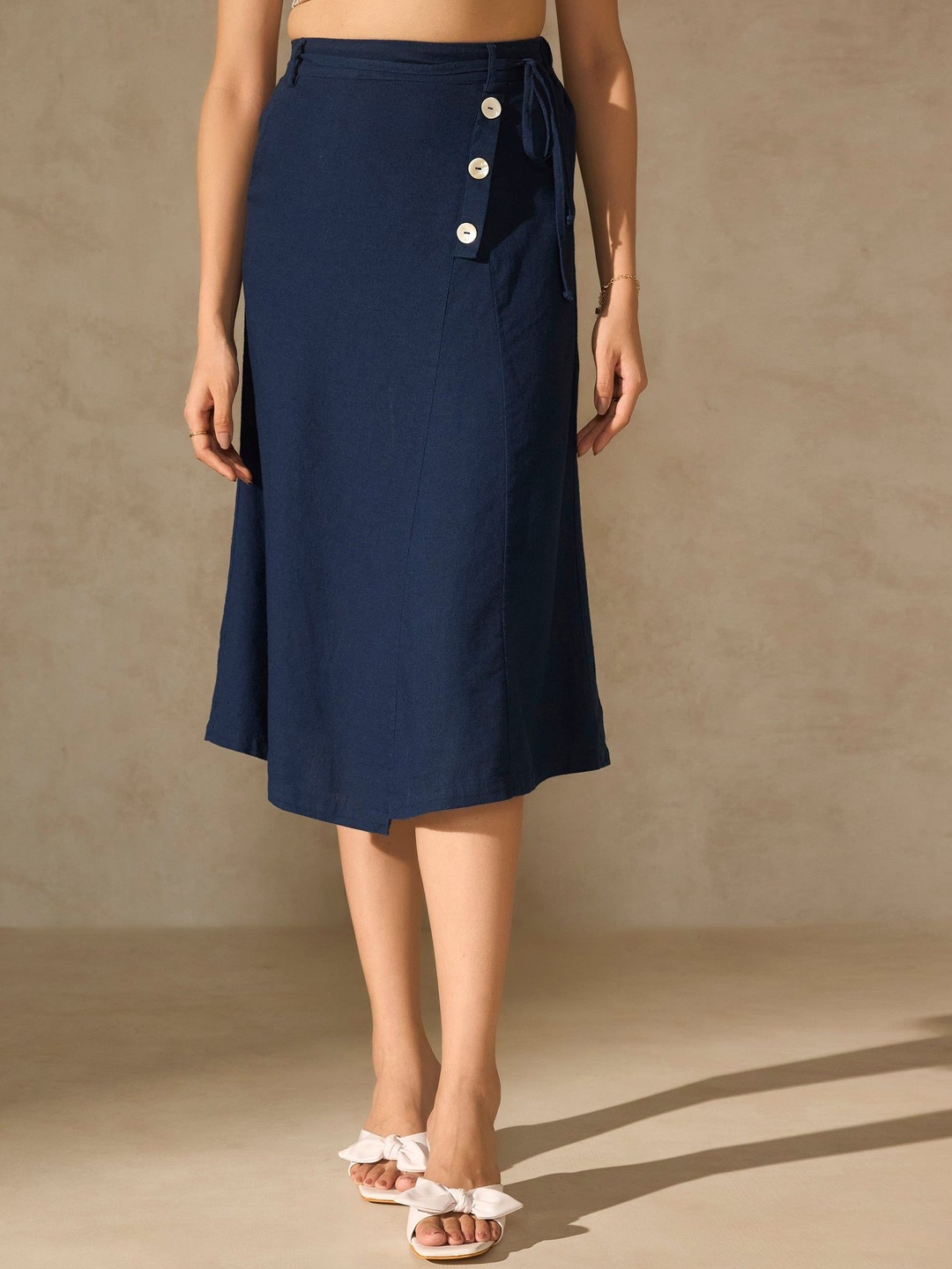 

Virgio A-line Midi Skirt with Button Detail, Navy blue