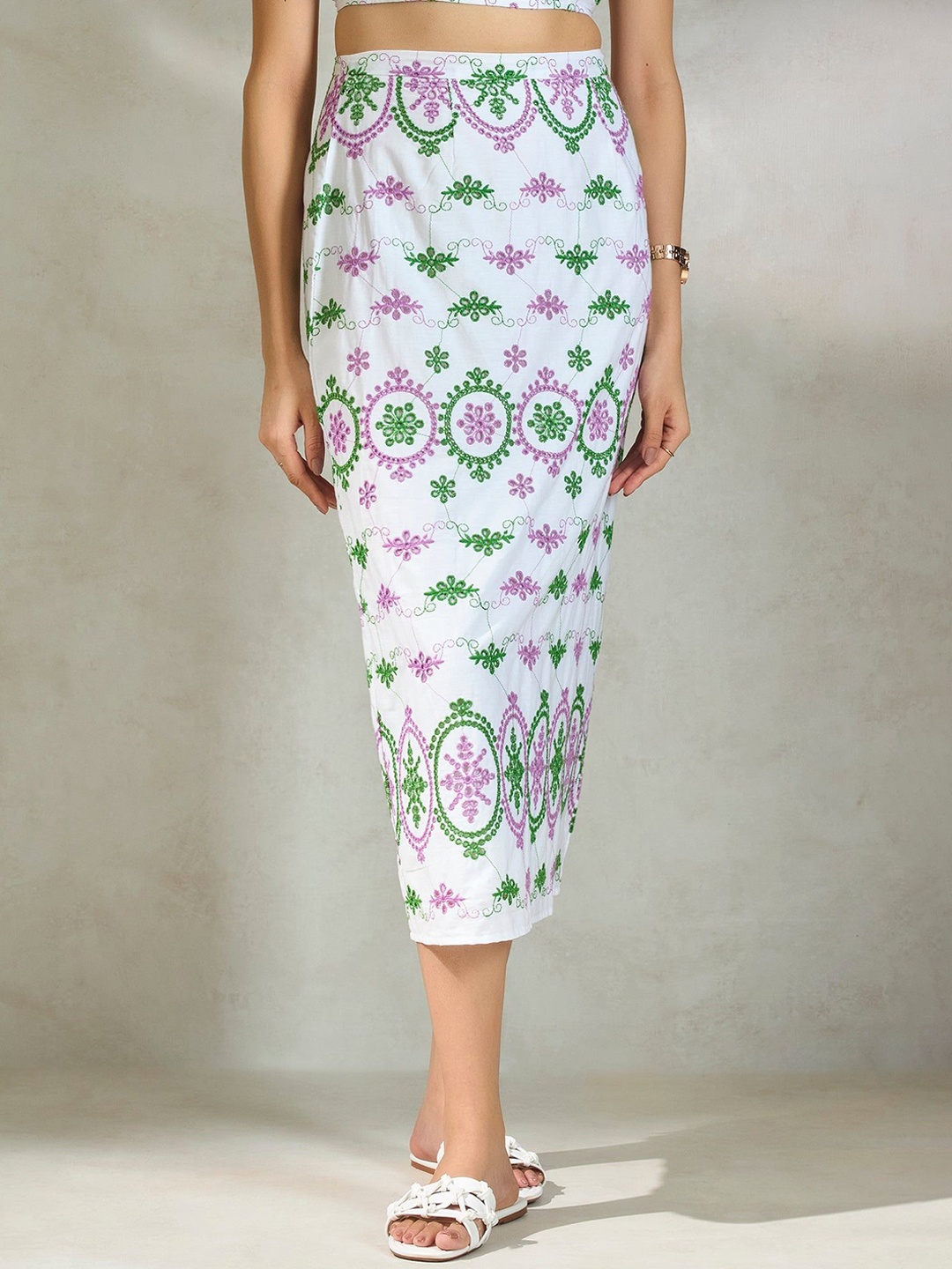 

Virgio Embroidered Schiffli Pure Cotton Midi Skirt, White