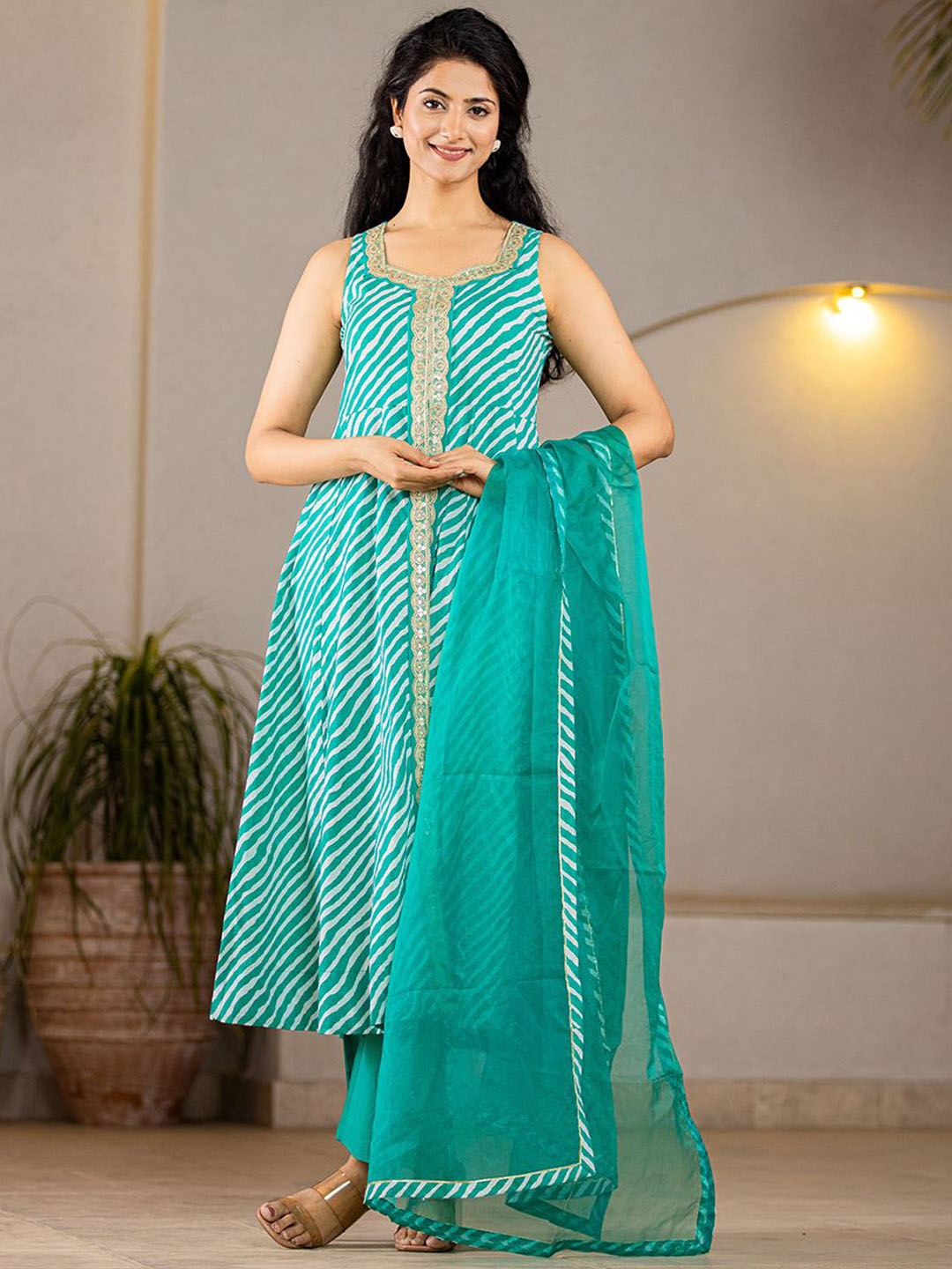 

Yufta Women Leheriya Embroidered Regular Sequinned Pure Cotton Kurta with Trousers & With Dupatta, Teal