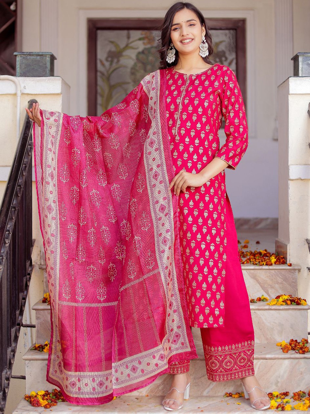 

VASVI Women Ethnic Motifs Printed Regular Gotta Patti Dupion Silk Kurta with Pyjamas & With Dupatta, Fuchsia
