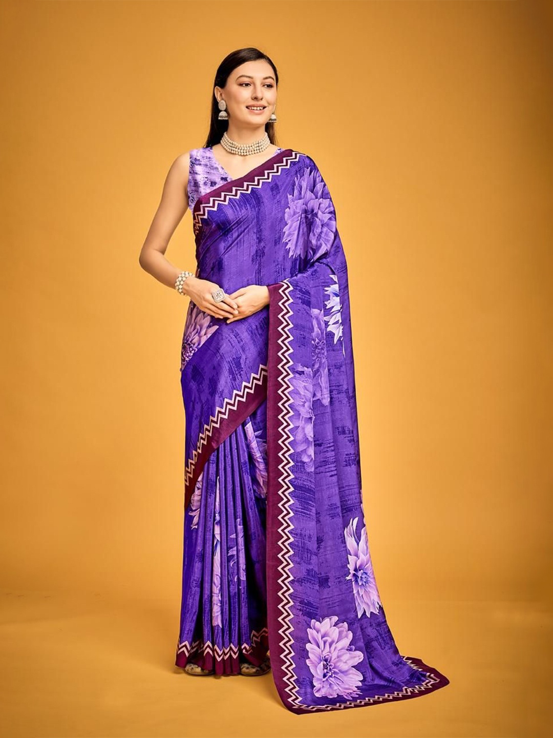 

P D Silk Mills Floral Poly Crepe Saree, Purple