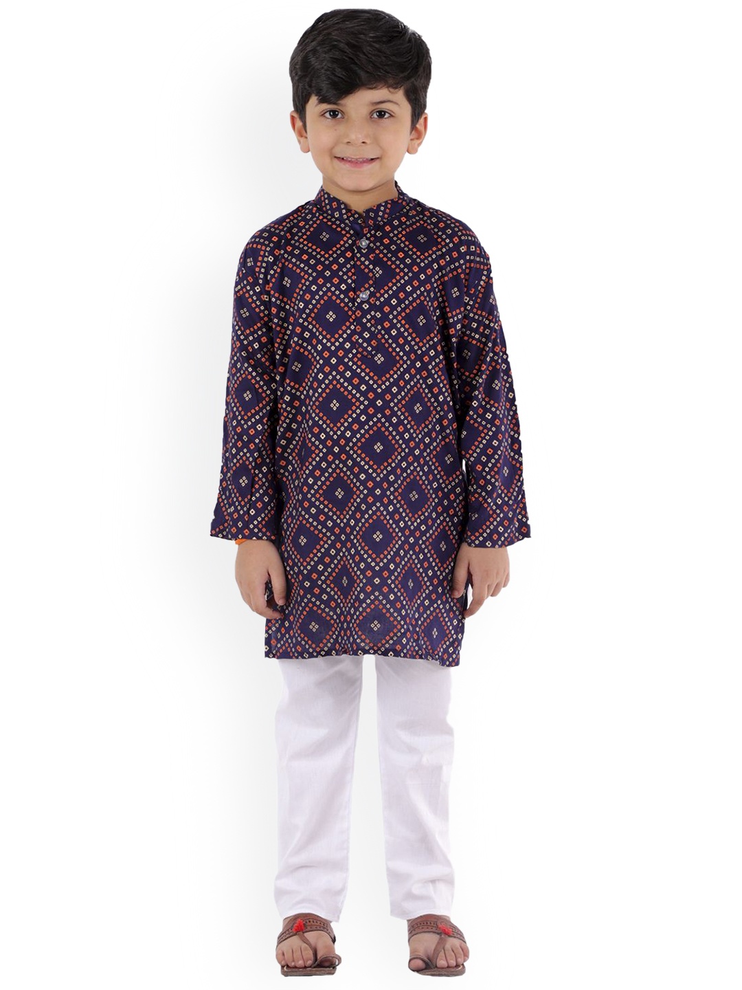 

BAESD Boys Bandhani Printed Regular Thread Work Kurta with Pyjamas, Navy blue