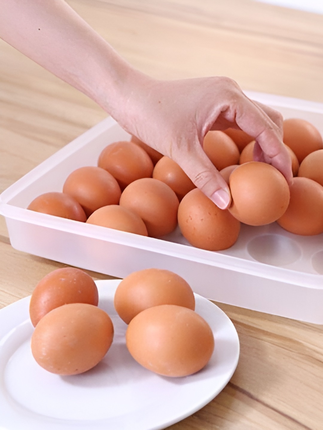 

Tap2kaart White Egg Tray Container