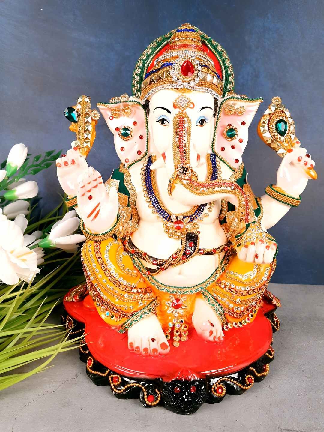 

apka mart White Religious Idol Showpiece