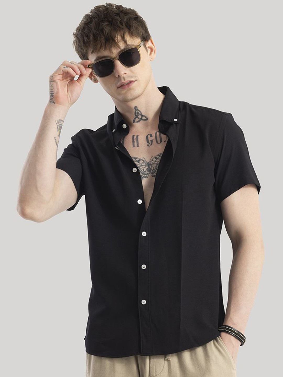 

Snitch Men Standard Slim Fit Opaque Casual Shirt, Black