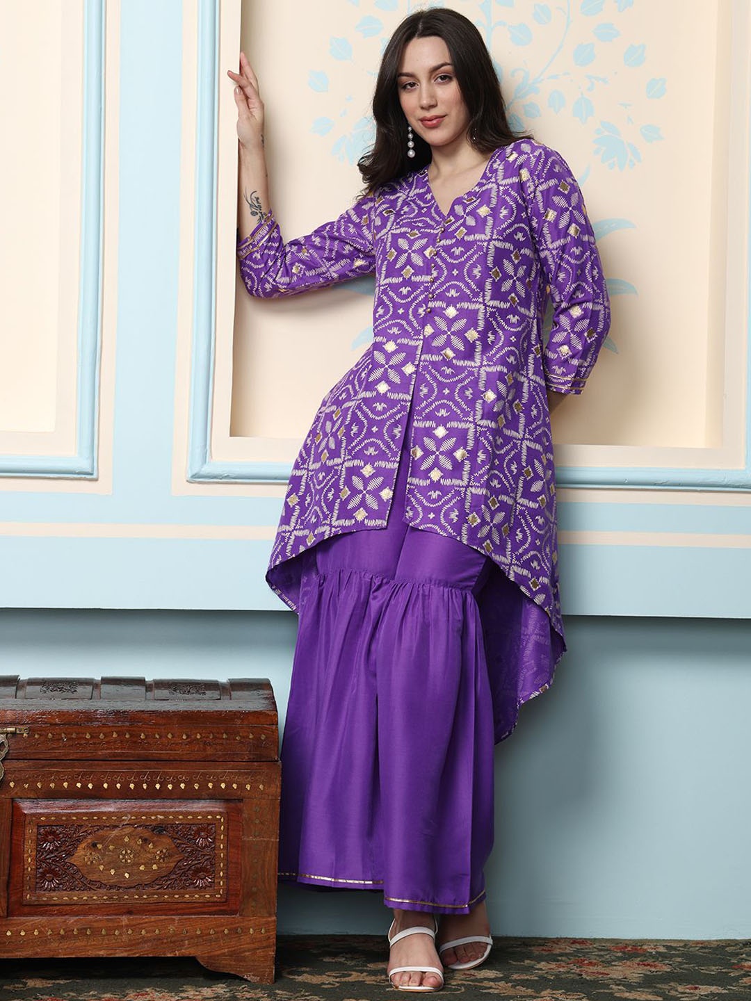 

Ishin Women Printed Regular Kurta with Sharara, Purple