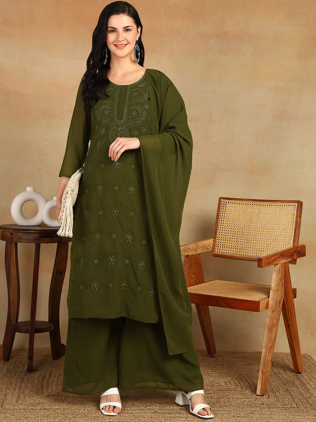 

Rudraaksha Creations Women Floral Embroidered Regular Chikankari Kurta with Palazzos & With Dupatta, Olive