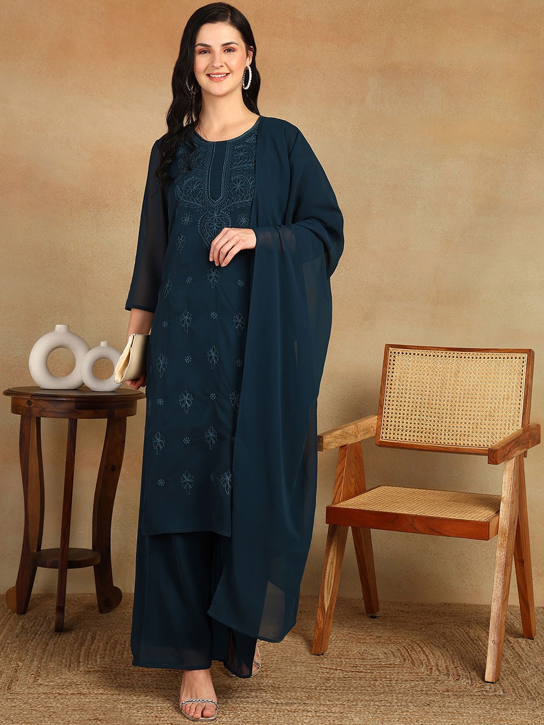 

Rudraaksha Creations Women Ethnic Motifs Embroidered Regular Chikankari Kurta with Palazzos & With Dupatta, Teal