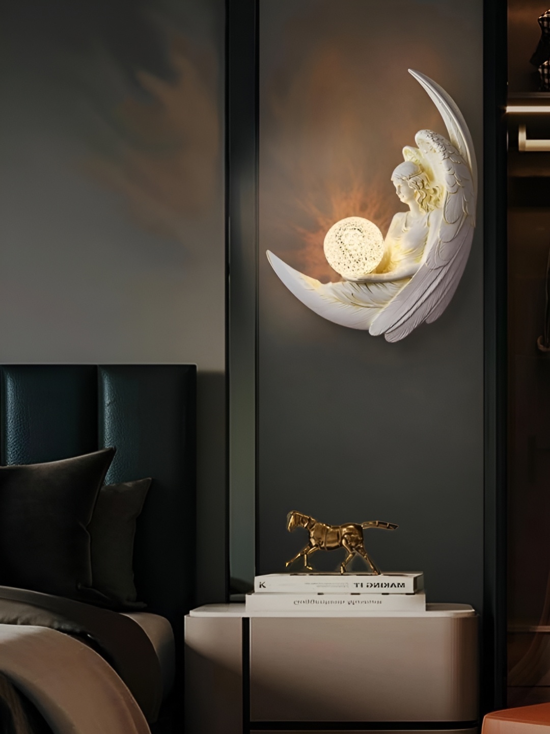 

Areezo White Metal Contemporary Wall Lamp