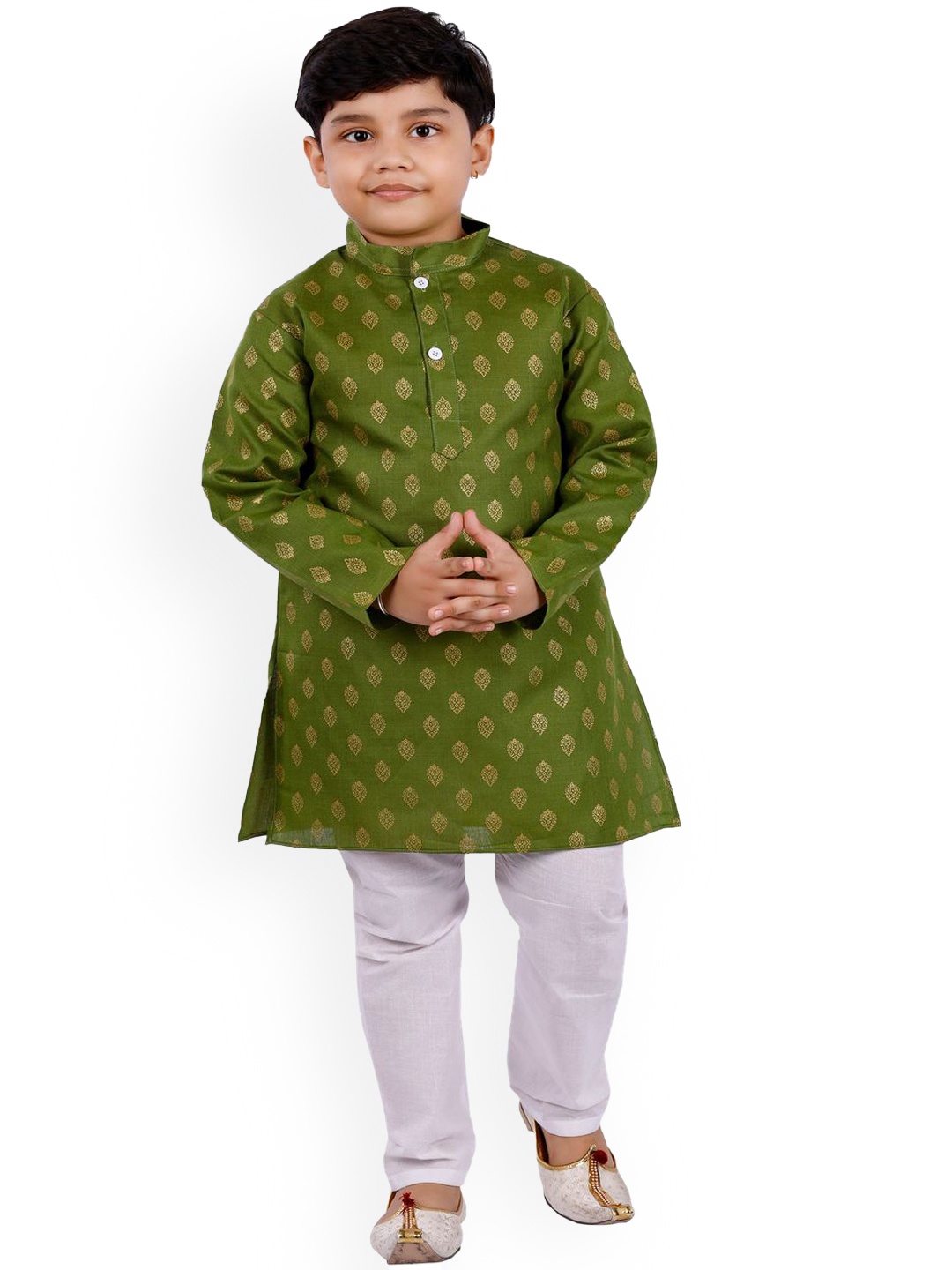 

BAESD Boys Floral Printed Regular Kurta with Trousers, Green
