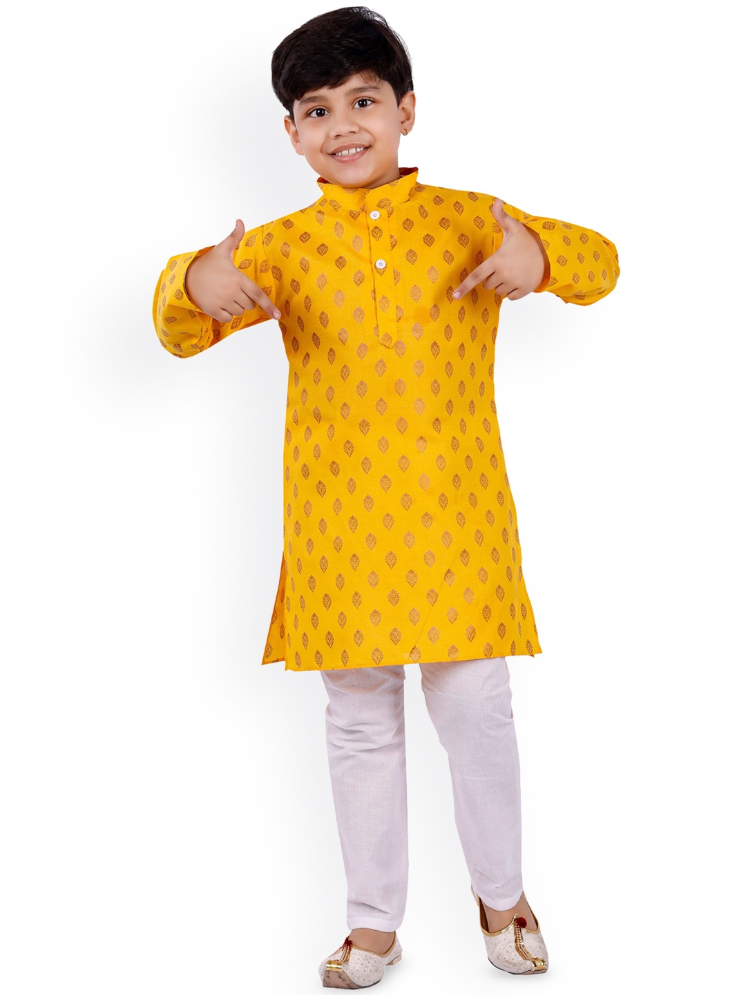 

BAESD Boys Ethnic Motifs Printed Regular Kurta with Pyjamas, Yellow