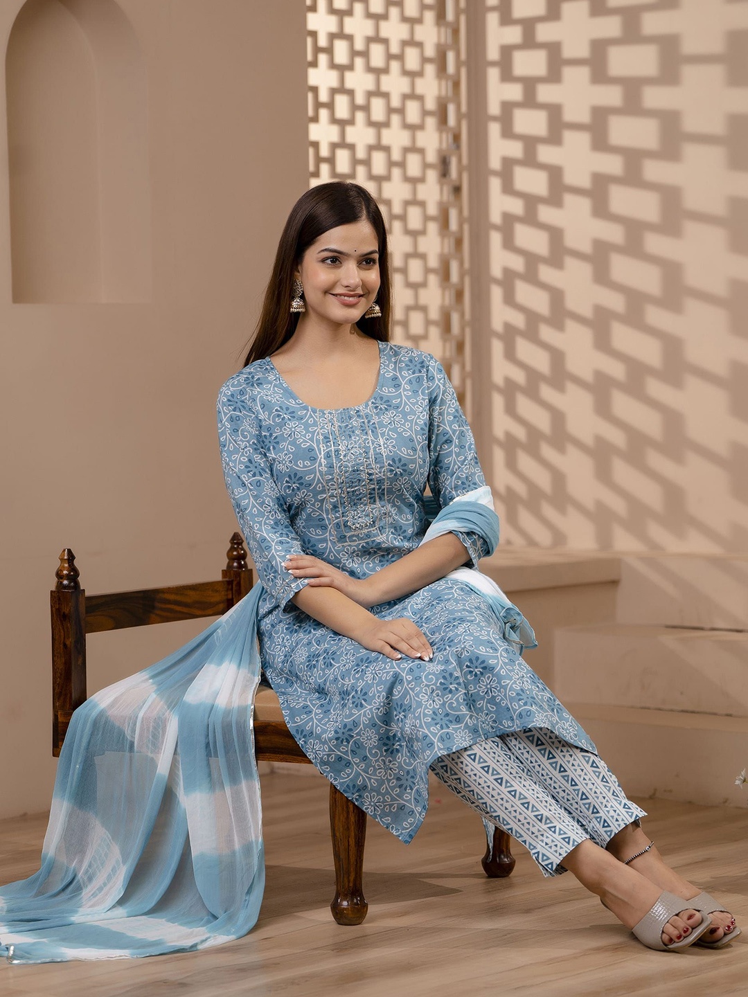 

RANGREAL Women Floral Printed Regular Pure Cotton Kurti with Pyjamas & With Dupatta, Blue