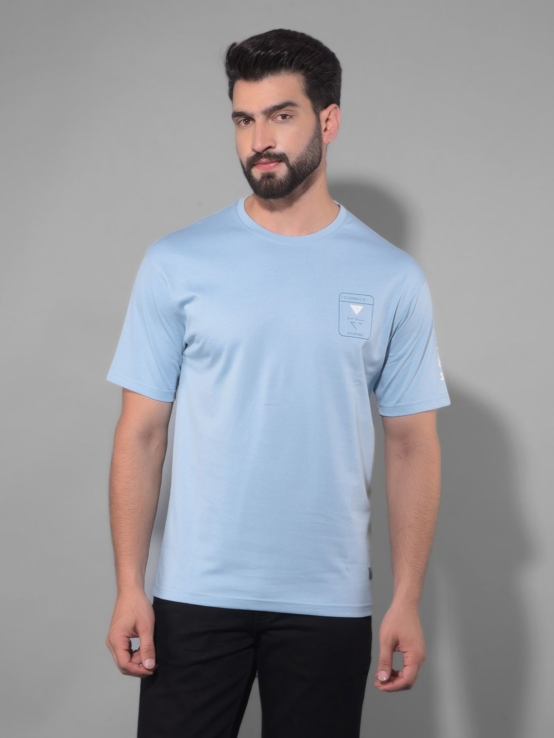 

COBB Men Typography V-Neck Pockets T-shirt, Blue