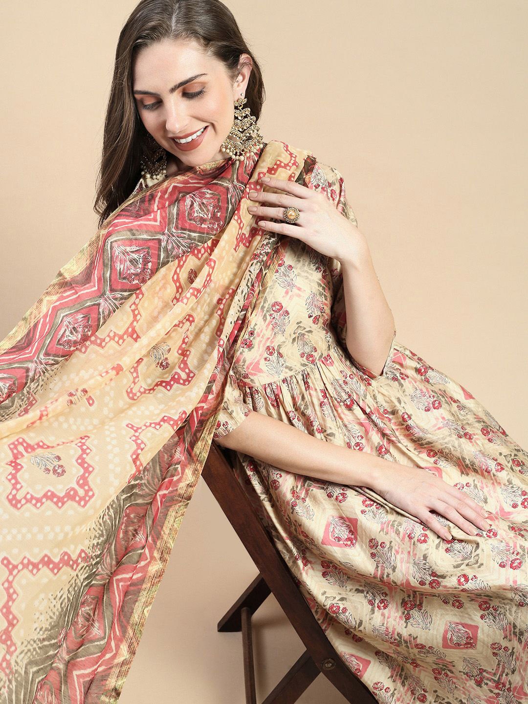 

SHOWOFF Women Floral Printed Regular Beads and Stones Kurta with Trousers & With Dupatta, Beige