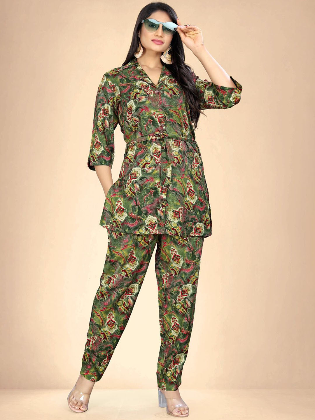 

Abhilasha Printed Pure Cotton Three Quarter Sleeve Top & Trouser Co-Ords, Green