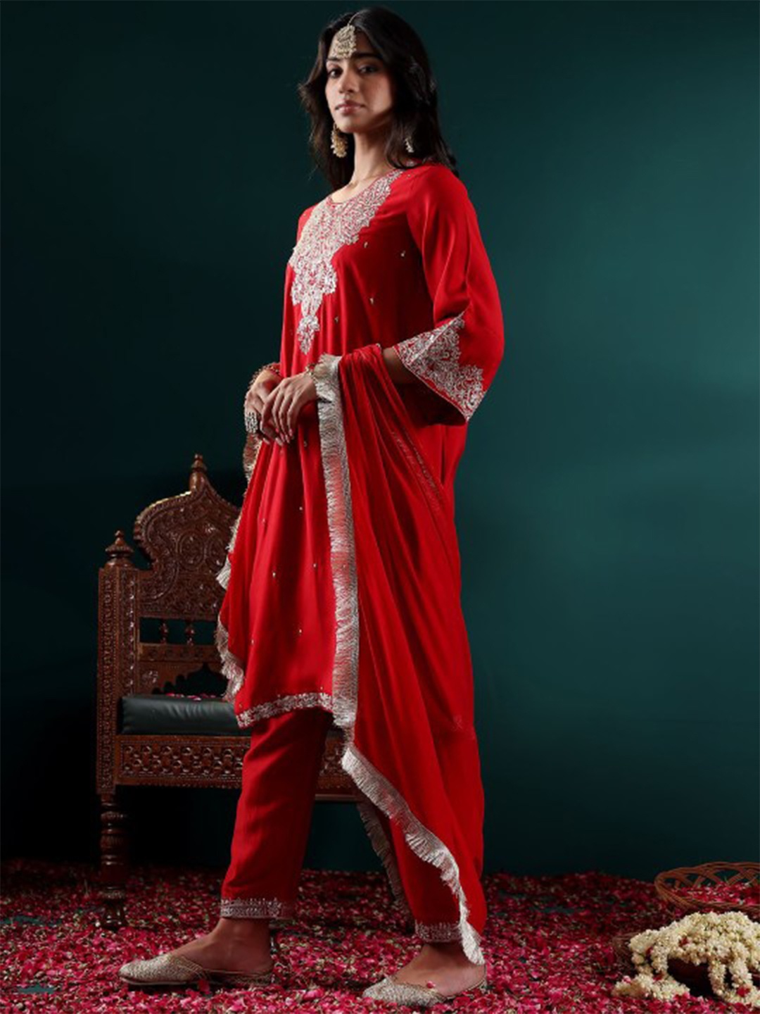 

Varanga Women Floral Embroidered Regular Kurta with Trousers & With Dupatta, Red