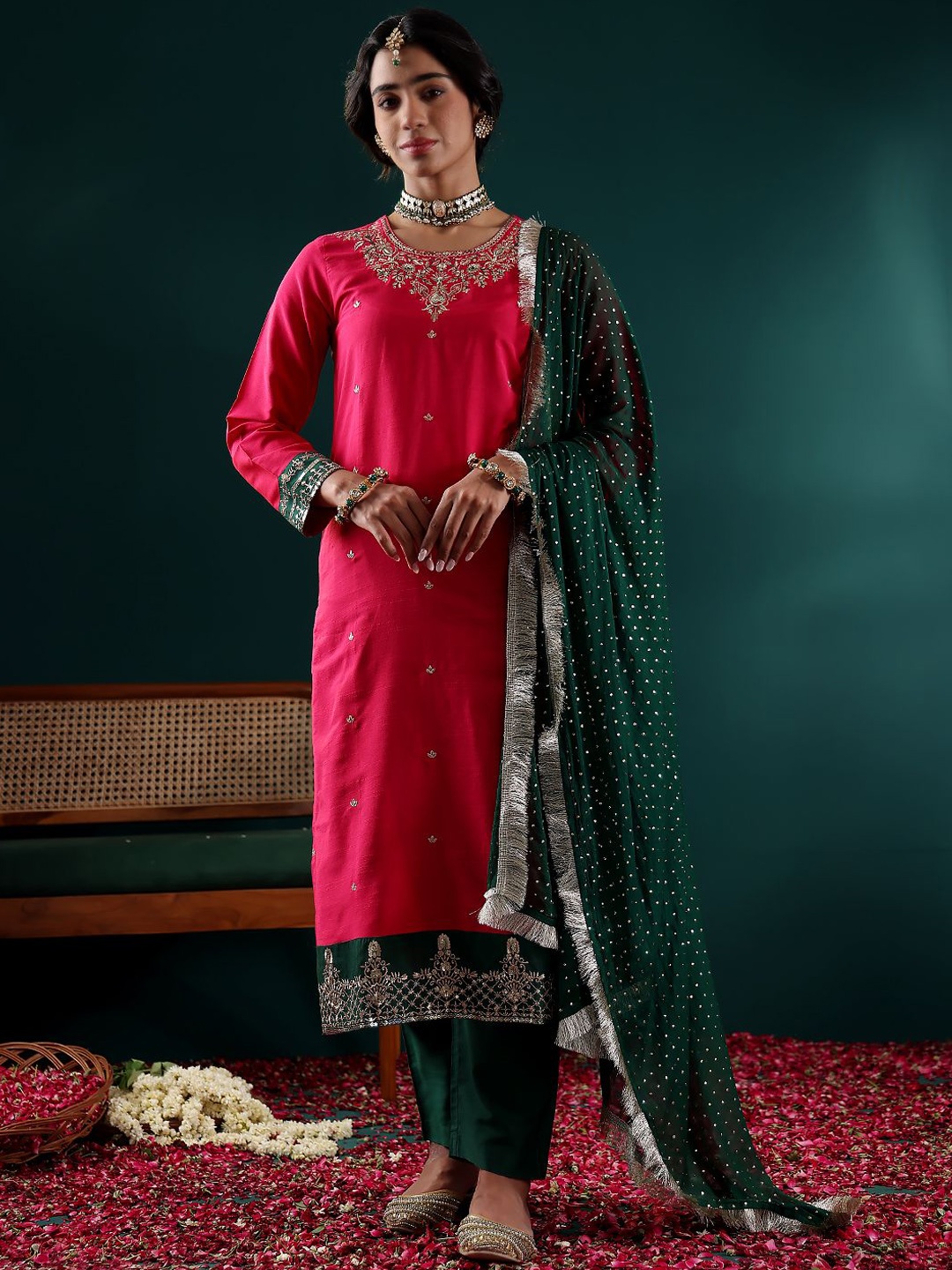 

Varanga Women Ethnic Motifs Embroidered Regular Thread Work Kurta with Trousers & With Dupatta, Pink