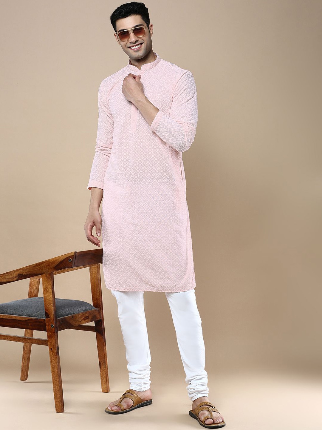 

Anouk Men Floral Embroidered Regular Chikankari Kurta with Churidar, Pink