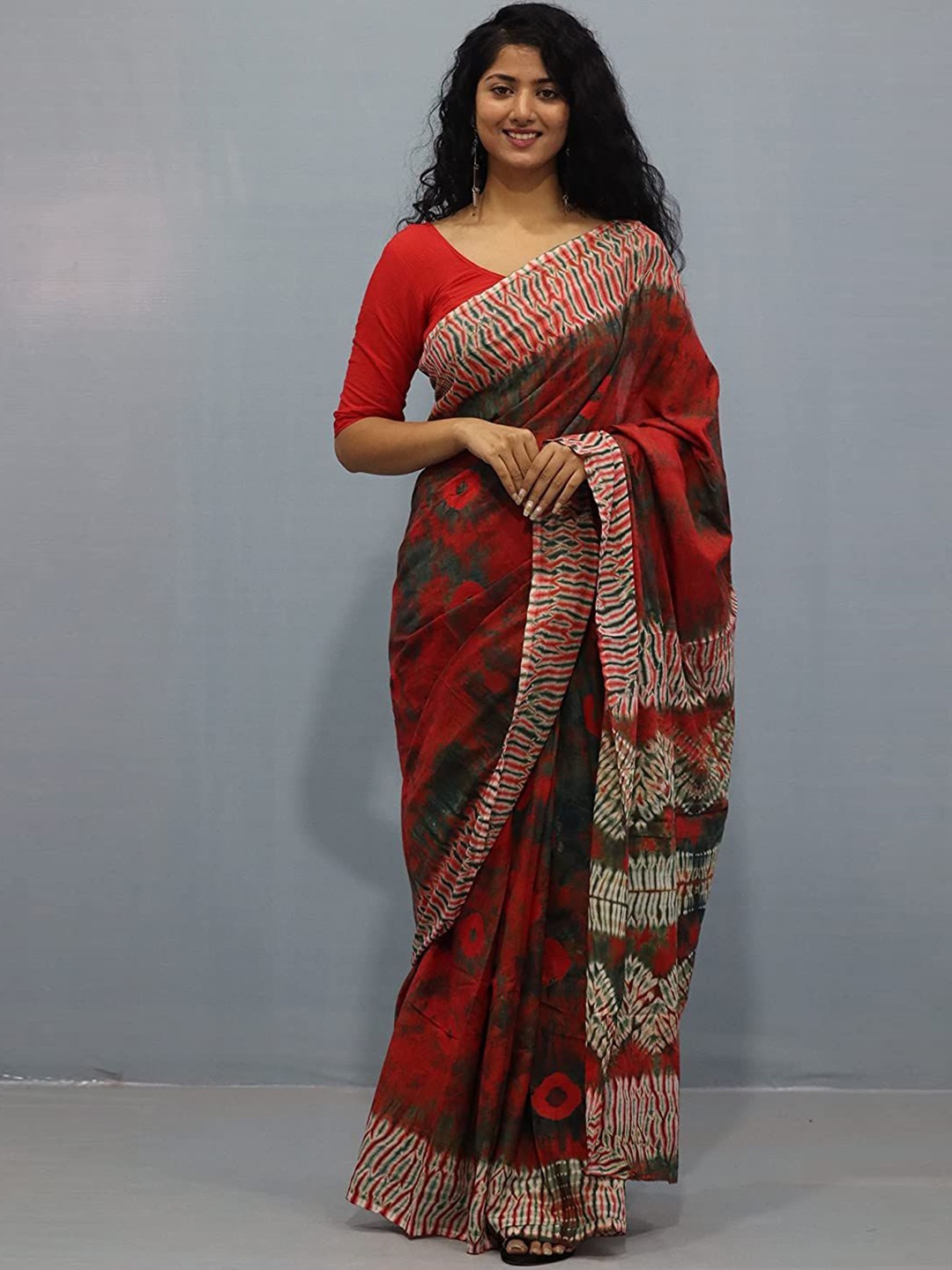 

JAIPURI PRINT Tie and Dye Pure Cotton Ikat Saree, Red