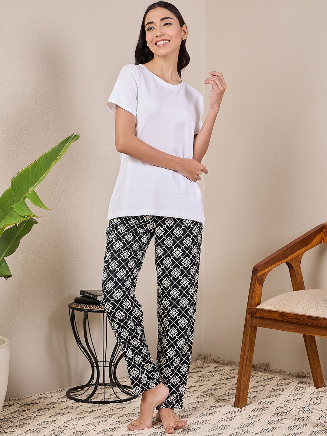 

ETC Women Night suit, White
